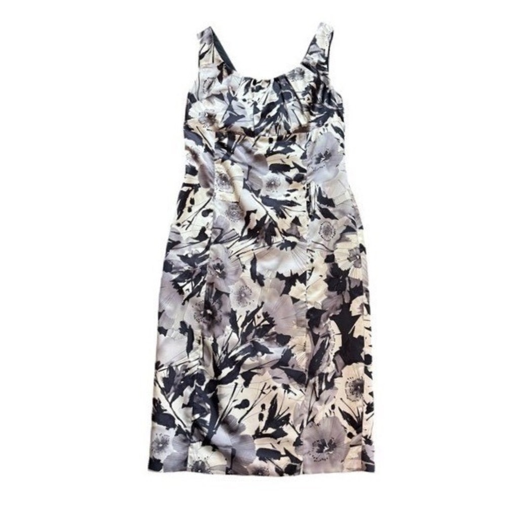 St. John Black White Floral Silk Dress‎ 4 Minimalist Neutral Quiet Luxury Artsy
